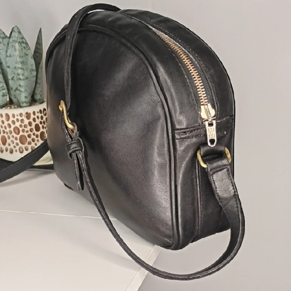 80s Vintage Coach Classic Black Leather Crossbody Bag -  0479-021 Half Moon Rare - Picture 3 of 13